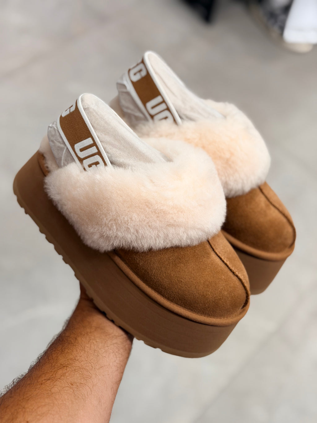 UGG FUNKETTE