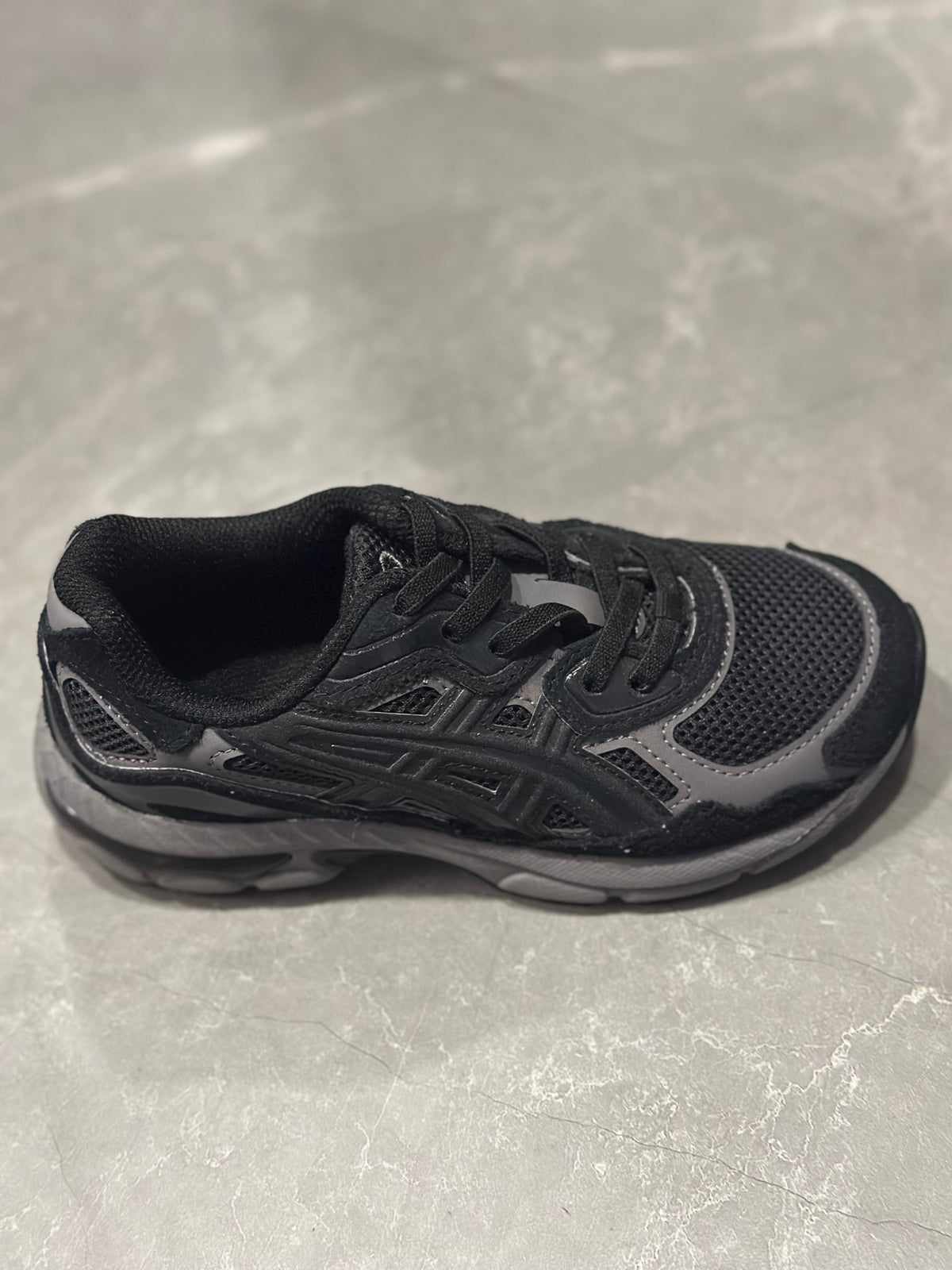 ASICS NYC GRAPHITE GREY/BLACK