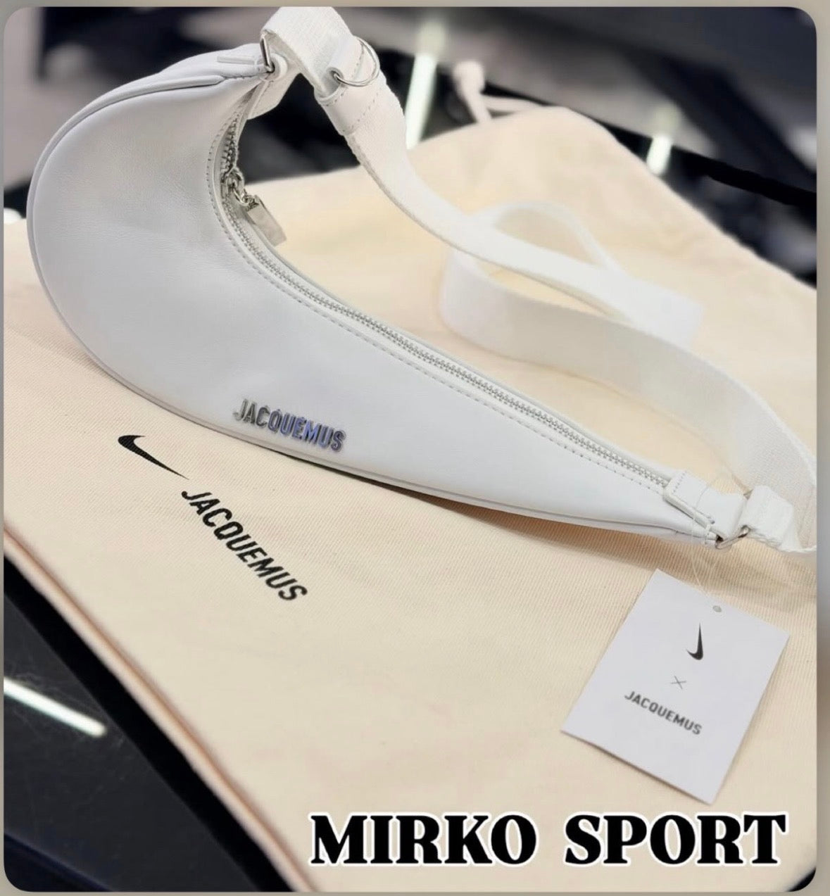 Borsa Nike X Jacquemus