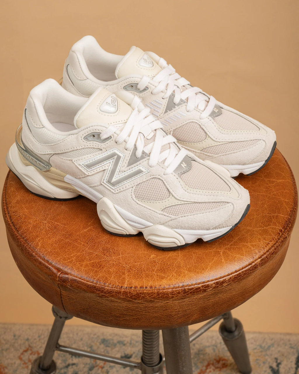 New Balance 9060 WHT