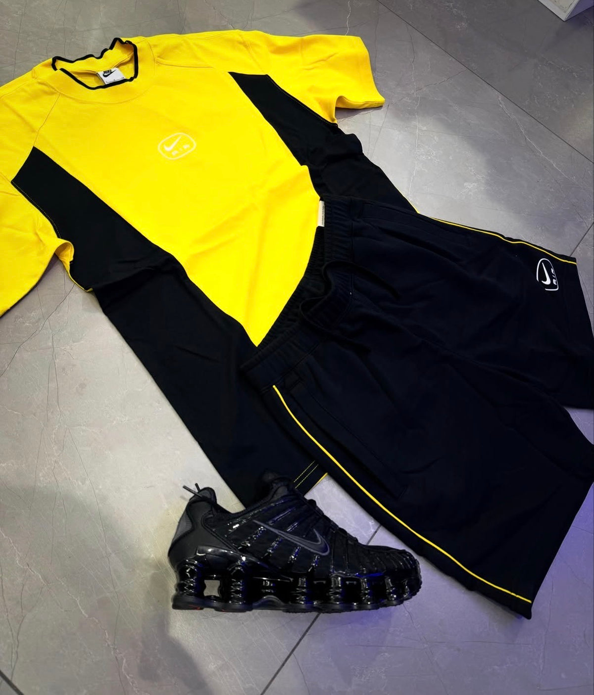 Completo Nike Air