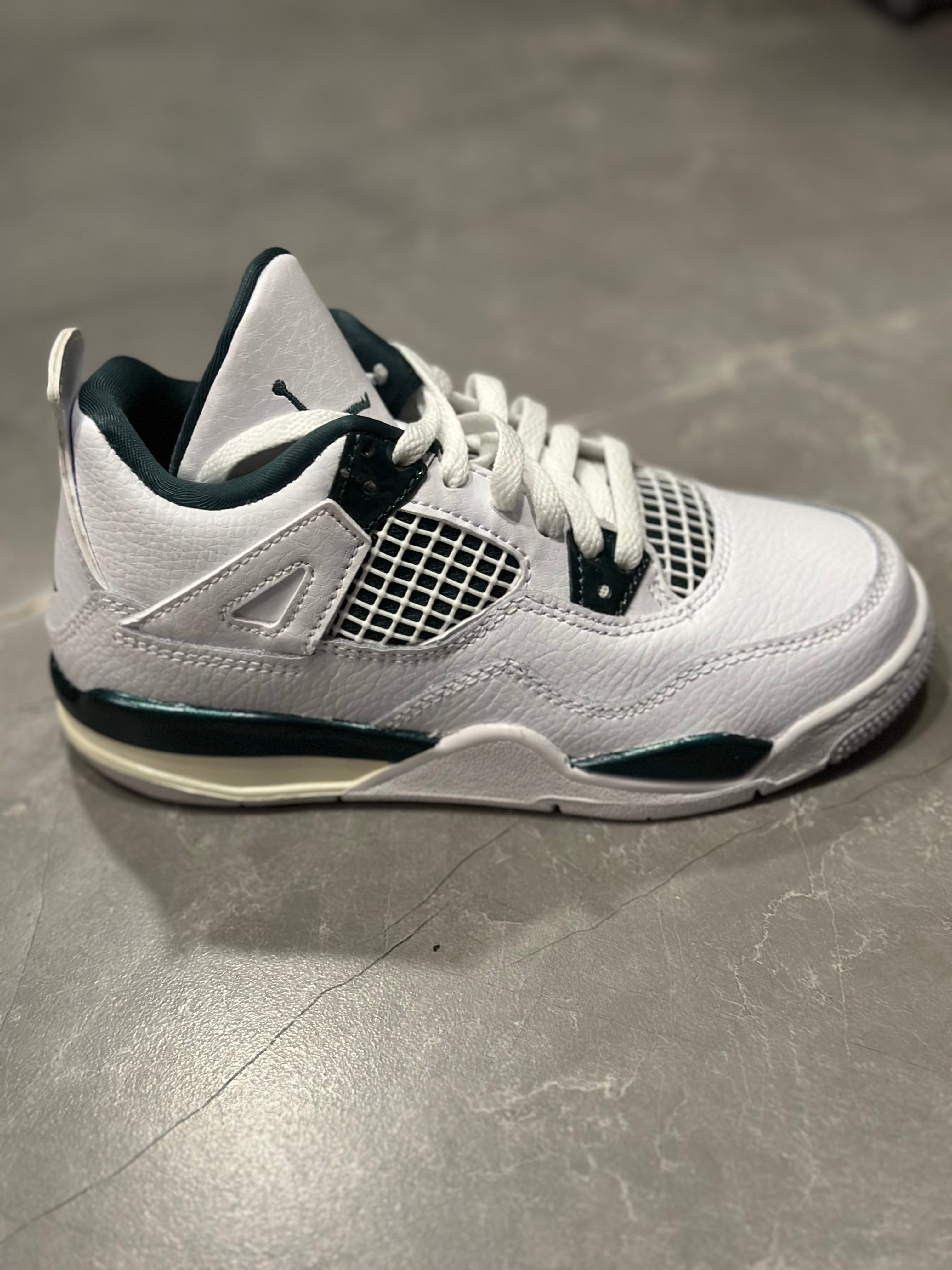 JORDAN 4 RETRO