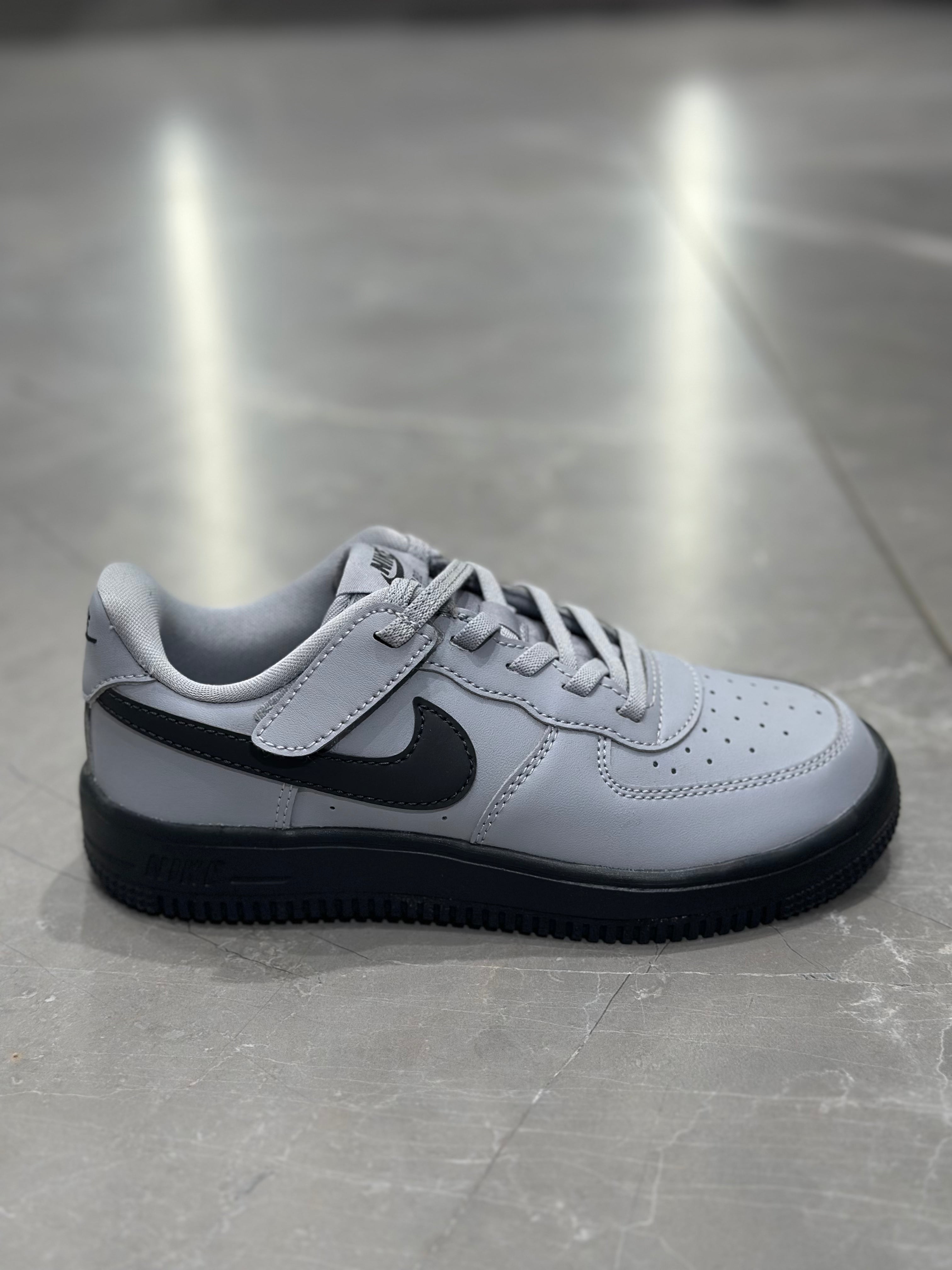 AIR FORCE 1