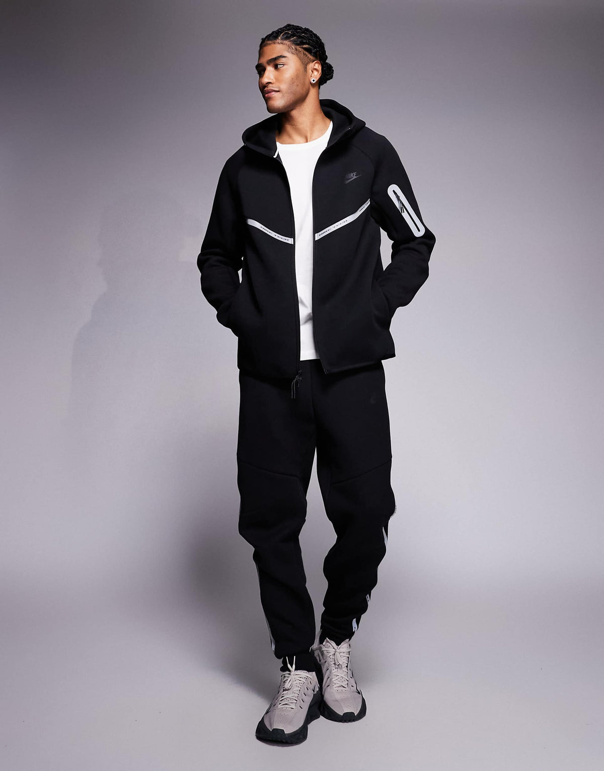 Nike Tech Reflective