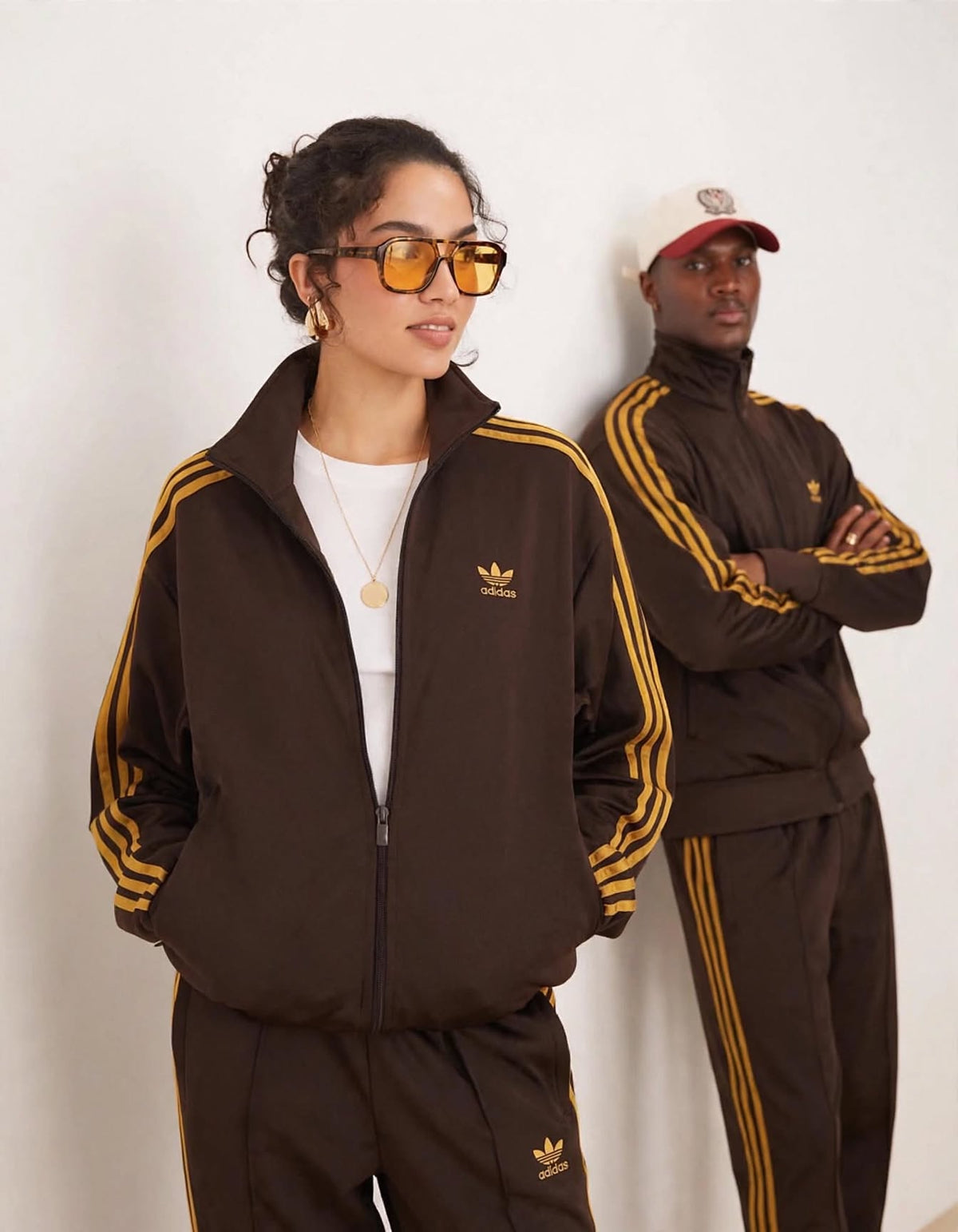 Tuta Adidas Originals Marrone Giallo