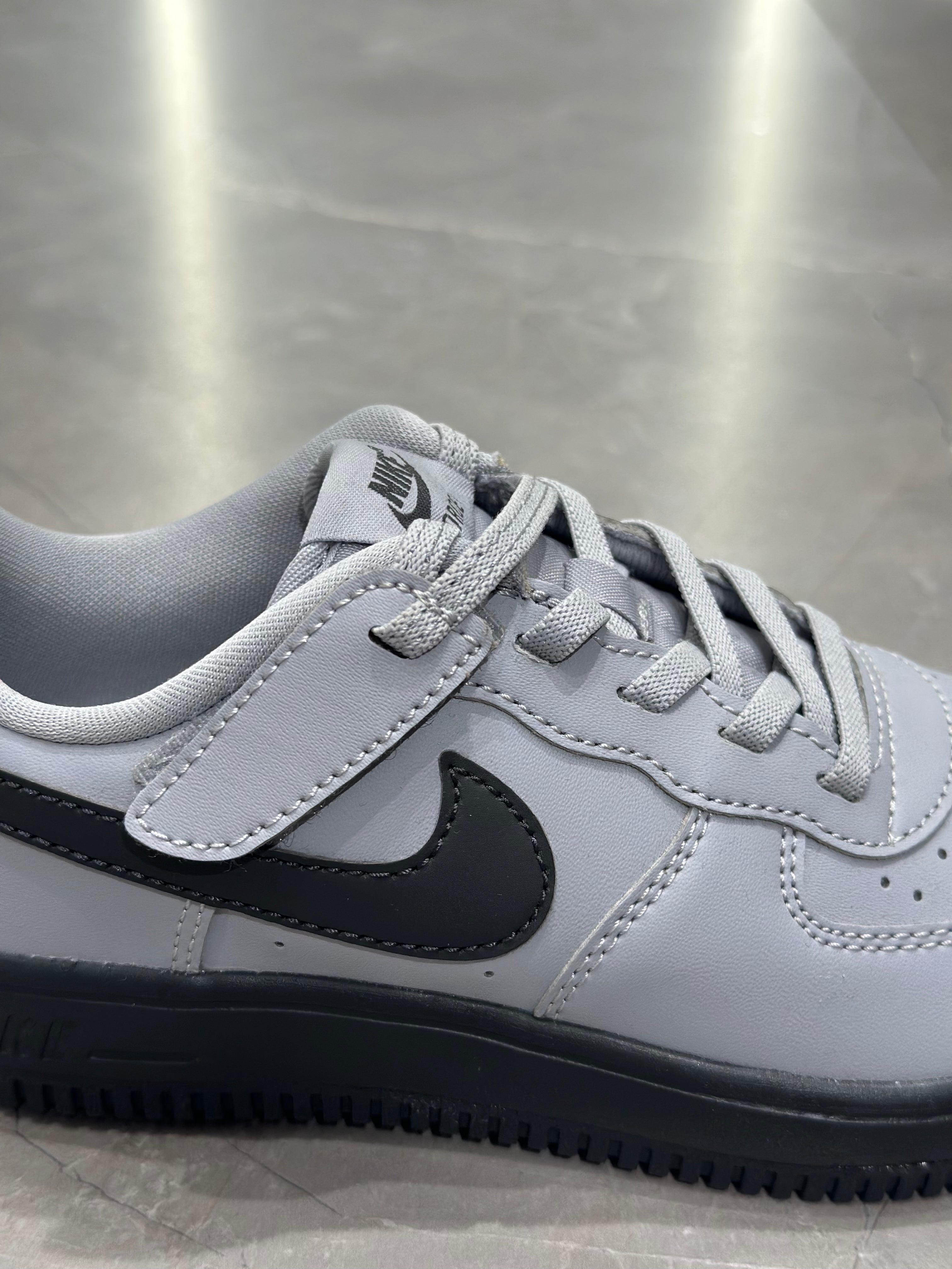 AIR FORCE 1