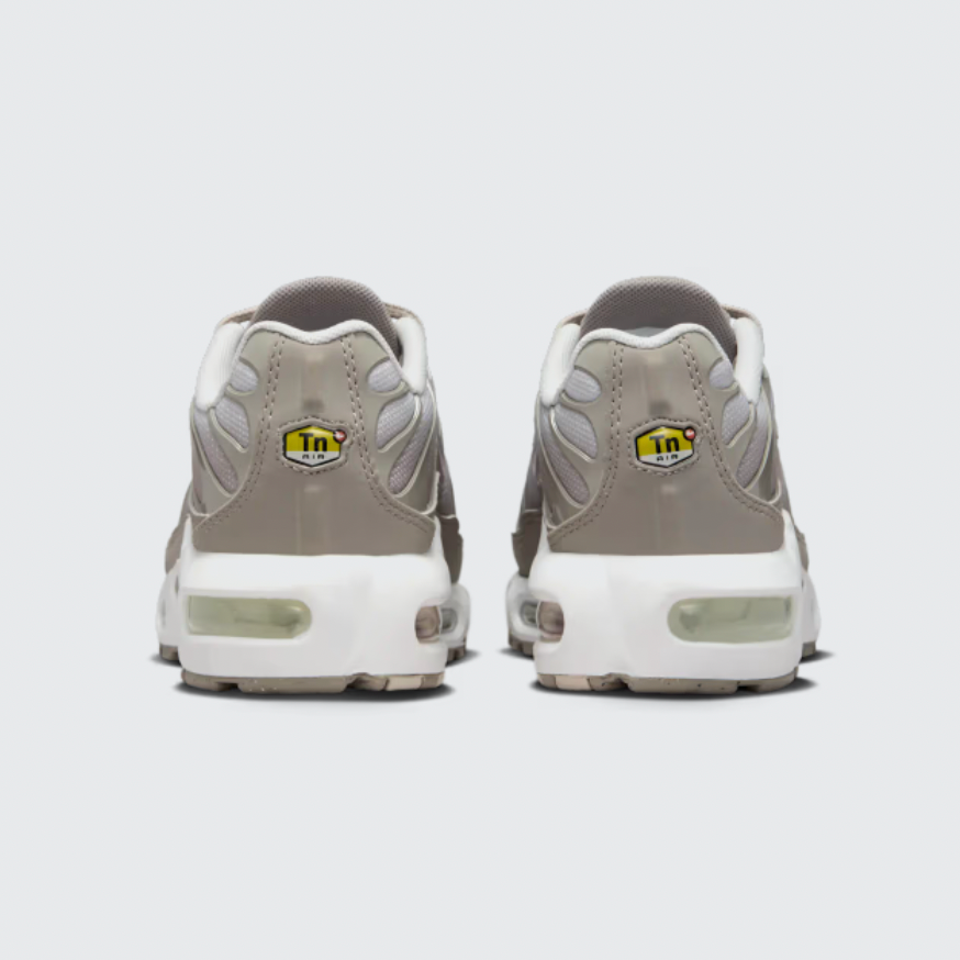 AIR MAX PLUS