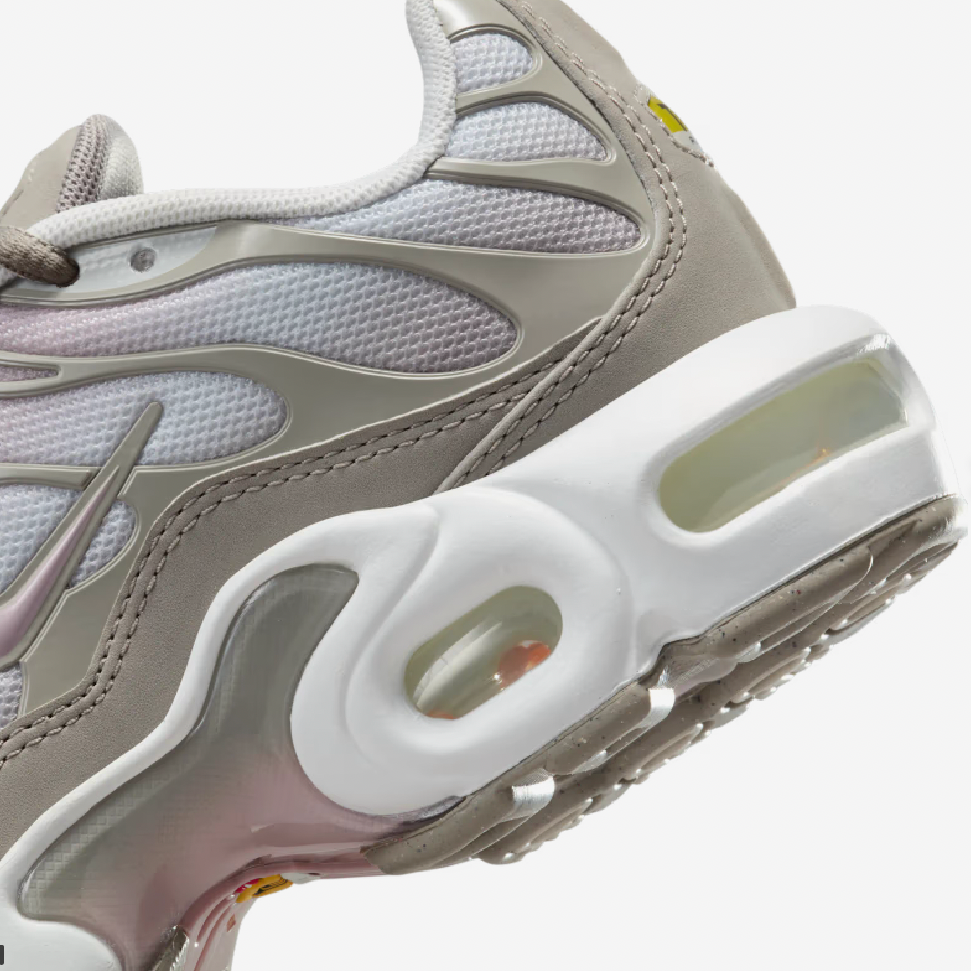 AIR MAX PLUS