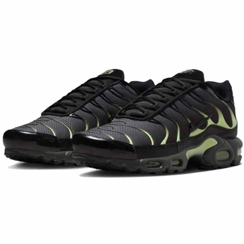 AIR MAX PLUS