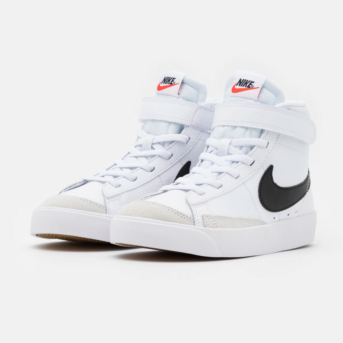 NIKE BLAZER