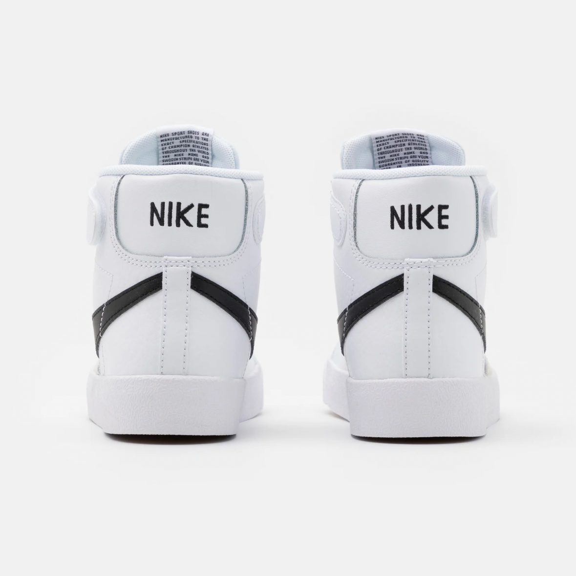 NIKE BLAZER